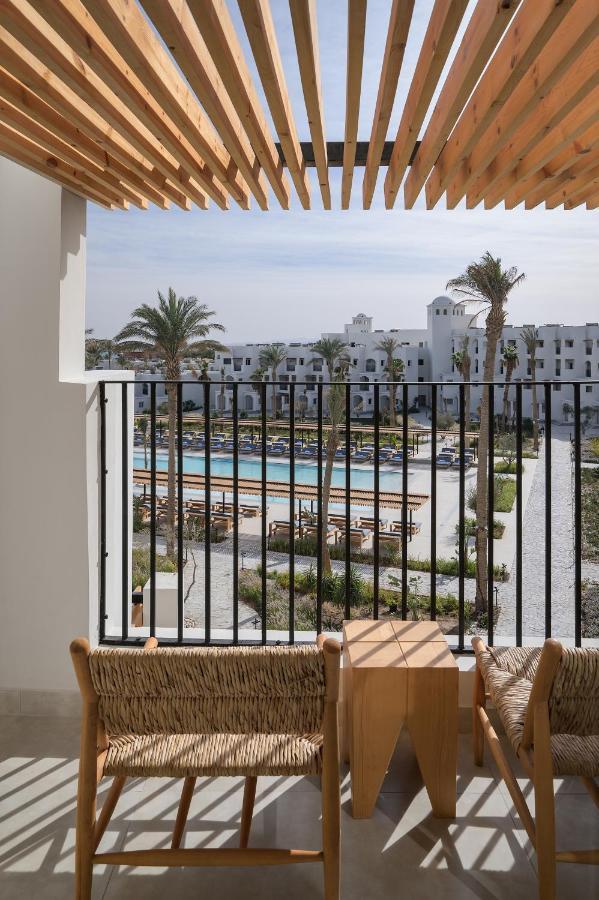 Serry Beach Resort Gurdaka Kültér fotó